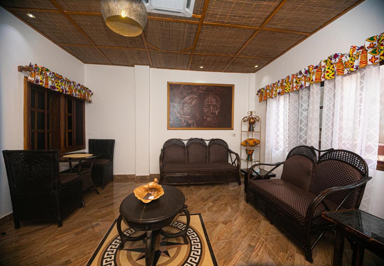 Ike'S Cultural Village Kumasi Exteriér fotografie